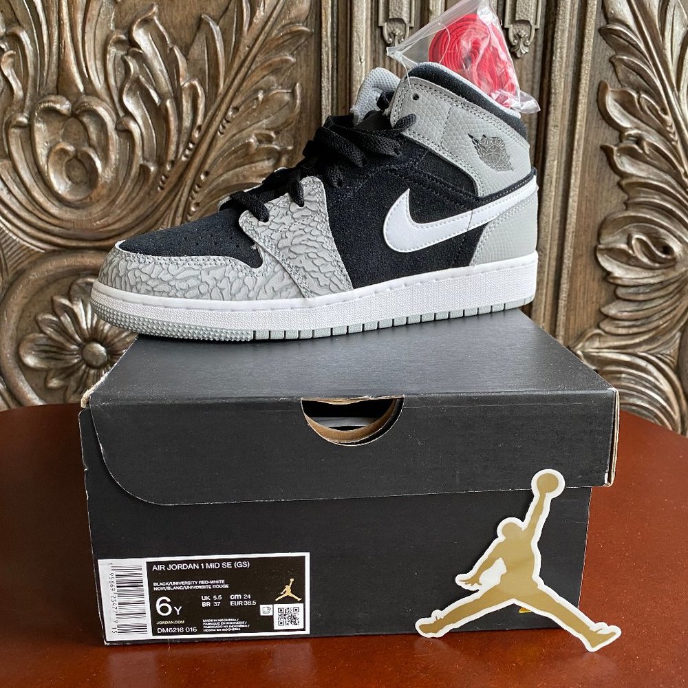 Nike Air Jordan 1 Mid SE (GS) Elephant Toe - Youth 6/Women's 7.5/Men's 6